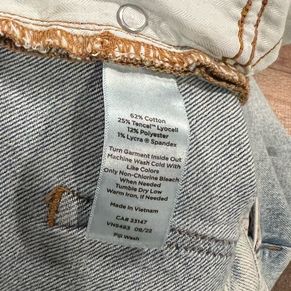 Talbots Everyday Relaxed Jeans - Picture 9 of 9